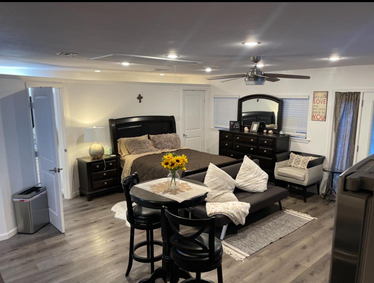Serenity Home LaPlace Exterior photo